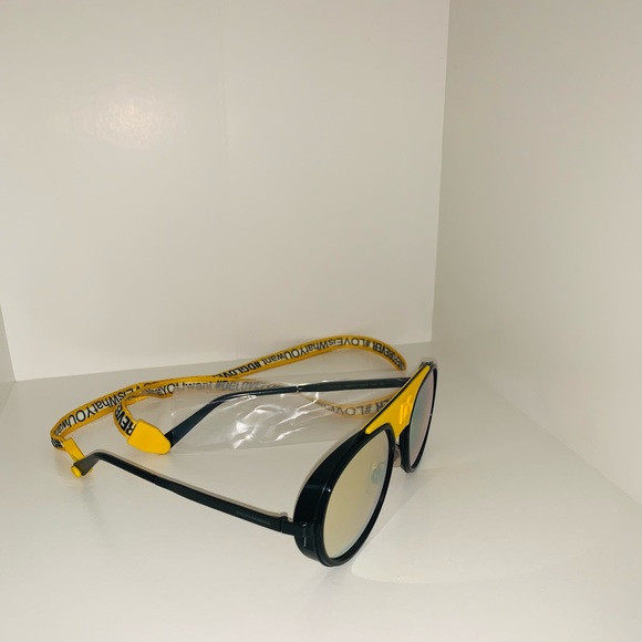 DOLCE&GABBANA Women’s Pilot Sunglasses - Picture 5 of 12